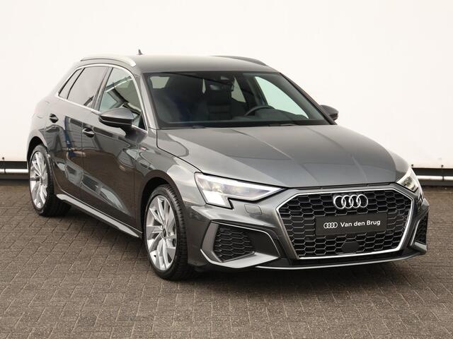 Audi A3 SPORTBACK 30 TFSI S edition 110pk | Matrix LED | Stoelverwarming | Apple Carplay | 18" Velgen