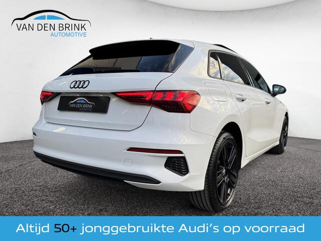 Audi A3 SPORTBACK 40 TFSIe 204 pk S-line Black Pano