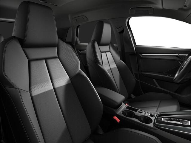 Audi A3 SPORTBACK Advanced edition 40 TFSI e 150 kW / 204 PK Sportba Assistentie pakket driving+parking plus - Decolijsten aluminium spektrum - Lichtpakket plus ambient light