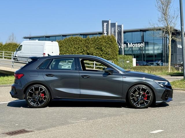 Audi A3 SPORTBACK 40 TFSI e S-line RS3 Matrix ACC Blind