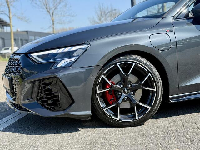 Audi A3 SPORTBACK 40 TFSI e S-line RS3 Matrix ACC Blind