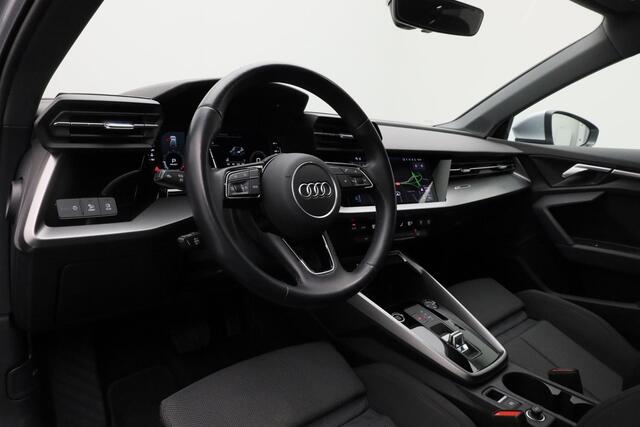 Audi A3 SPORTBACK 35 TFSI 150 pk S-tronic Business edition | Trekhaak | Navigatie | Adaptive Cruise | Parkeersensoren achter | Sportstoelen