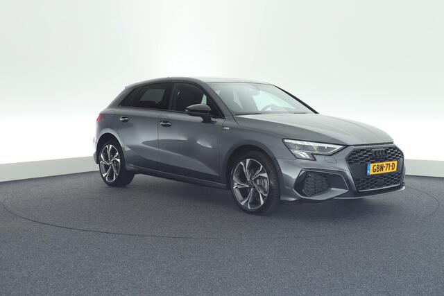 Audi A3 SPORTBACK 40 TFSI e 204pk Advanced edition S-Line Camera Keyless Stoelverwarming Led ACC Virtual Cockpit Navigatie