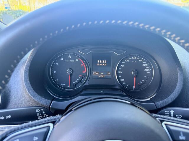 Audi A3 SPORTBACK 1.2 TFSI Adrenalin Sport