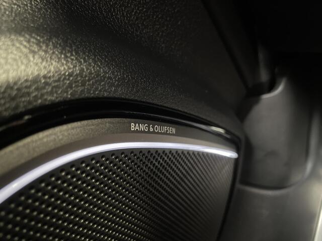 Audi A3 SPORTBACK 35 TFSI 3x S-Line | VIRTUAL | B&O | CARPLAY | CAMERA | TREKHAAK |