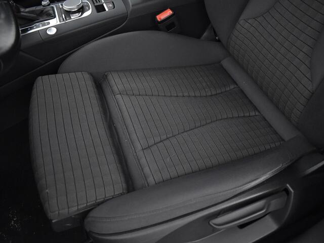 Audi A3 SPORTBACK E-Tron 1.4 204pk S-Tronic Sport · Keyless · Navi · Camera · P-Sensoren · Cruise Control · Stoelverwarming · 17'' Inch ·