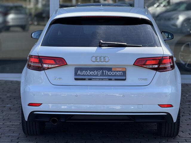 Audi A3 SPORTBACK 1.0 TFSI Design Pro Line Stoelverwarming | LED | Cruise