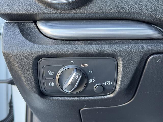 Audi A3 SPORTBACK 1.0 TFSI Design Pro Line Stoelverwarming | LED | Cruise