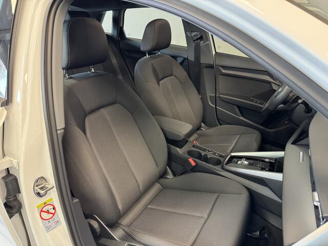 Audi A3 SPORTBACK 40 TFSI e Advanced edition Panoramadak/Stoelverwarming/Appconnect