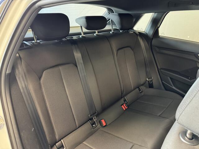 Audi A3 SPORTBACK 40 TFSI e Advanced edition Panoramadak/Stoelverwarming/Appconnect