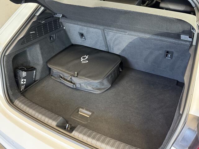 Audi A3 SPORTBACK 40 TFSI e Advanced edition Panoramadak/Stoelverwarming/Appconnect