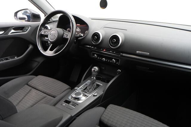Audi A3 SPORTBACK 1.5 TFSI CoD Aut. Design Pro Line Plus Virtual cockpit/ Navigatie/ Sportstoelen/ Navigatie/ Blindspot/ Stoelverwarming/ Trekhaak