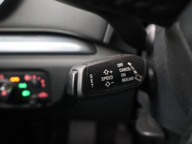Audi A3 SPORTBACK 1.4 TFSI CoD Ambition Sport Edition | 150 PK | Multifunctioneel stuurwiel | Cruise control | Automatische verlichting | spraakbediening | Deurvergrendeling | PDC voor & achter | Navigatie | Bluetooth | Stoelverwarming | Climate | 5-deurs | Trekhaak | Lm16