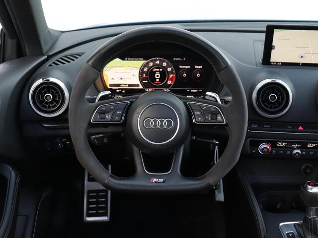 Audi A3 SPORTBACK 2.5 TFSI RS 3 quattro | Panoramadak | Schaalstoelen | Bang&Olufsen | Dealer onderhouden |
