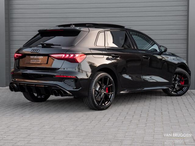 Audi A3 SPORTBACK 45 TFSI e S-Line Pano RS B&O ACC S3 BTW Sfeer