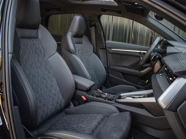 Audi A3 SPORTBACK 45 TFSI e S EDITION COMPETITION | PANORAMADAK | S-SEATS | SONOS SOUND | CAMERA | BLACK-OPTIC | AMBIANCE INTERIEUR