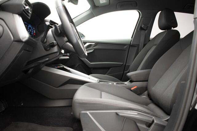 Audi A3 SPORTBACK 40 TFSI e Edition |ACC|Lane Assist| Parkeersensoren|