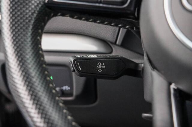 Audi A3 SPORTBACK 35 TFSI S-tronic S-Line Advance Sport |