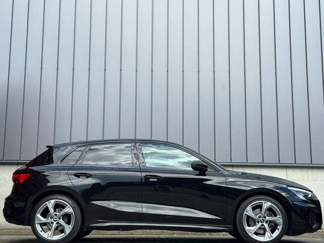 Audi A3 SPORTBACK 30 TFSI 3X S-Line *NL-AUTO*