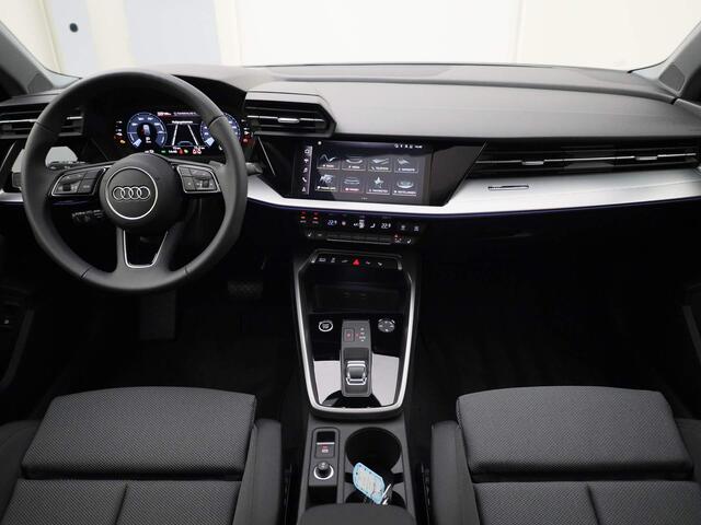 Audi A3 SPORTBACK 40 TFSIe 150kW/204PK Advanced · Panoramadak · Drive select · Parkeersensoren · Garantie tot juni 2026