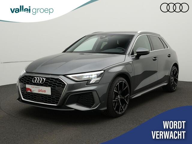 Audi A3 SPORTBACK 40 TFSI e Advanced S-line edition | Adaptive cruise control | Audi virtual cockpit | MMI navigatie plus MMI touch | Sportstoelen