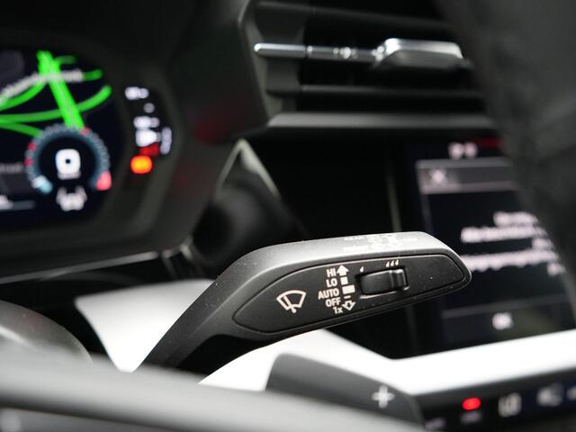Audi A3 SPORTBACK 40 TFSI e Advanced S-line edition | Adaptive cruise control | Audi virtual cockpit | MMI navigatie plus MMI touch | Sportstoelen