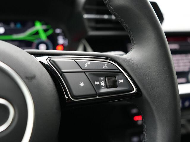 Audi A3 SPORTBACK 40 TFSI e Advanced S-line edition | Adaptive cruise control | Audi virtual cockpit | MMI navigatie plus MMI touch | Sportstoelen