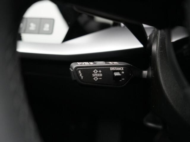 Audi A3 SPORTBACK 40 TFSI e Advanced S-line edition | Adaptive cruise control | Audi virtual cockpit | MMI navigatie plus MMI touch | Sportstoelen