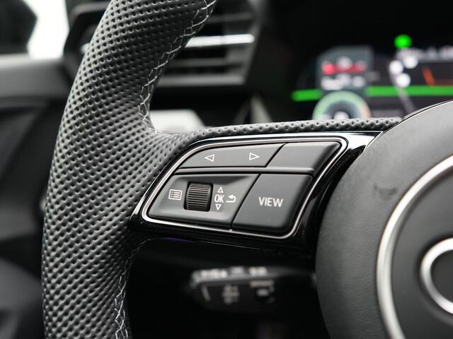 Audi A3 SPORTBACK 40 TFSI e Edition | Panoramadak | Trekhaak | Adaptive cruise control | Stoelverwarming | Sportstoelen | Audi virtual cockpit plus