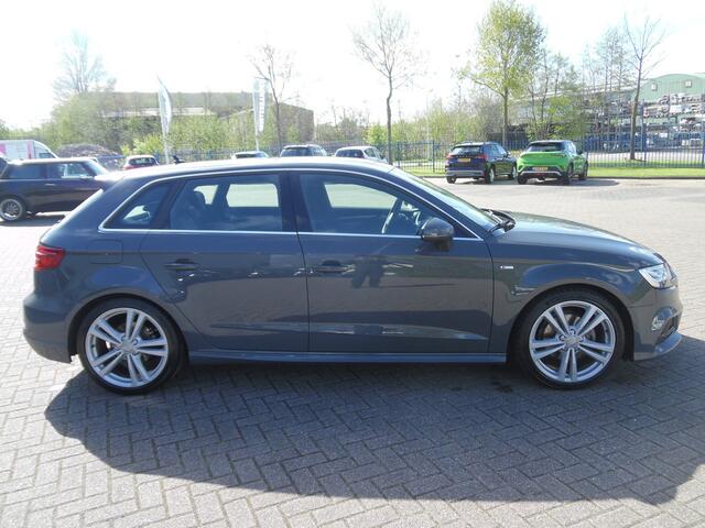 Audi A3 SPORTBACK 35 TFSI CoD Sport S Line Edition