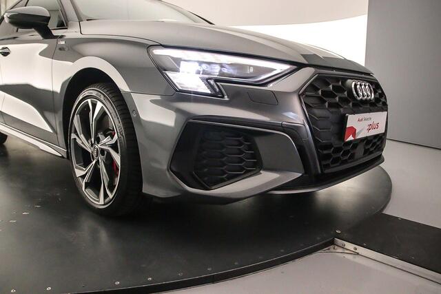Audi A3 SPORTBACK 45 TFSI e S Edition Comp. | Pano | B&O | Adapt. Cruise | Keyless | 18 Inch | S Line | Elek Stoel | Matix LED | Optiek Zwart