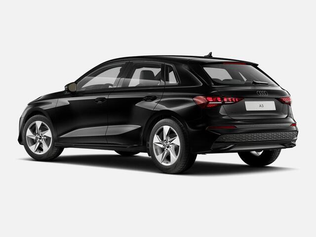Audi A3 SPORTBACK Advanced edition 30 TFSI 85 kW / 116 PK Sportback 3-spaaks sport multifunctioneel+ afgevlakt paddels - Optiekpakket zwart plus
