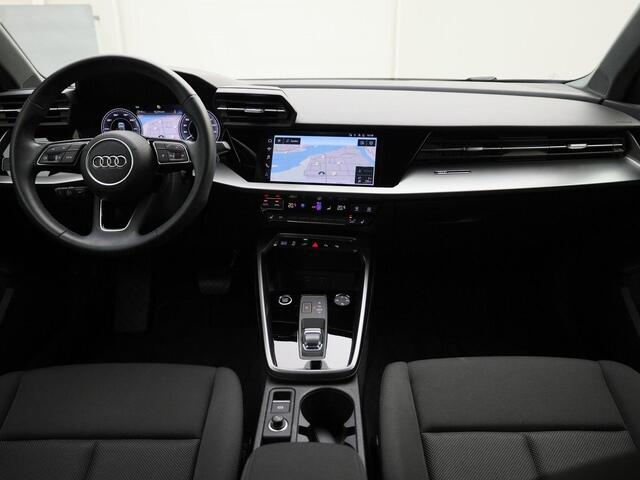 Audi A3 SPORTBACK 40 TFSIe 150kW/204PK Edition · Navigatie · Parkeersensoren · Drive select