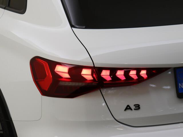 Audi A3 SPORTBACK allstreet 40 TFSI e Advanced edition | S-line interieur | 18 inch LM velgen | Sonos speakersysteem | Comfortsleutel | Elek. bedienbare achterklep | Achteruitrijcamera