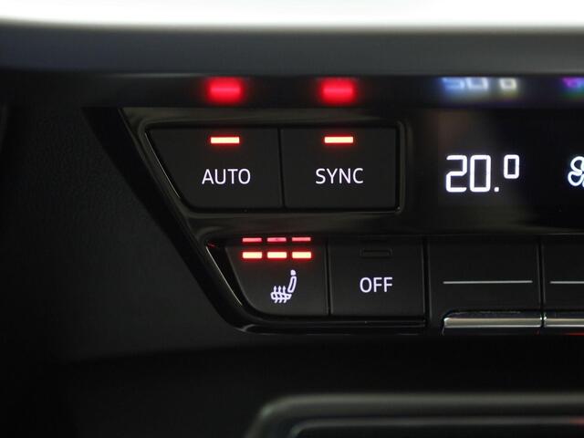 Audi A3 SPORTBACK 40 TFSIe 150kW/204PK S Line ext. · Drive select · Navigatie · Camera + Parkeersensoren