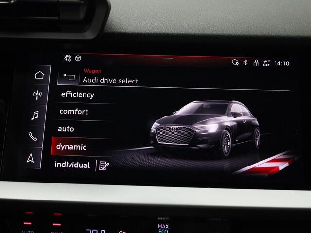 Audi A3 SPORTBACK 40 TFSIe 150kW/204PK S Line ext. · Drive select · Navigatie · Camera + Parkeersensoren