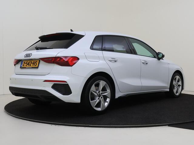 Audi A3 SPORTBACK 35 TFSI S edition | Navigatie plus | Stoelverwarming | Sfeerverlichting | CarPlay | Virtual cockpit | S-line interieur | Draadloze telefoonlader |