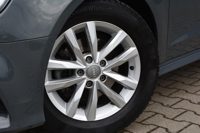 Audi A3 SPORTBACK 1.4 TFSI S-Line | Led | B&O | Stoel Verwarming |