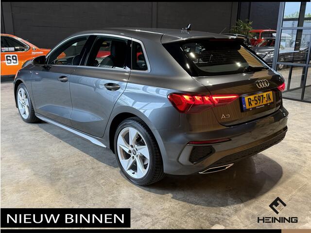 Audi A3 SPORTBACK 30 TFSI S edition S-Line binnen en buiten. 36000 km met NAP!!!
