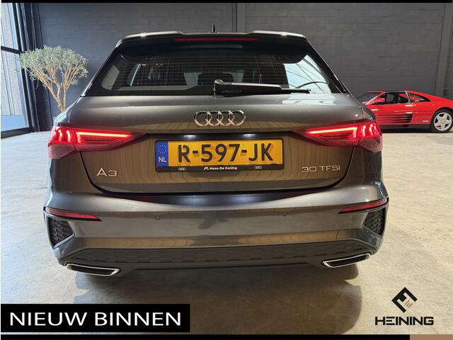Audi A3 SPORTBACK 30 TFSI S edition S-Line binnen en buiten. 36000 km met NAP!!!
