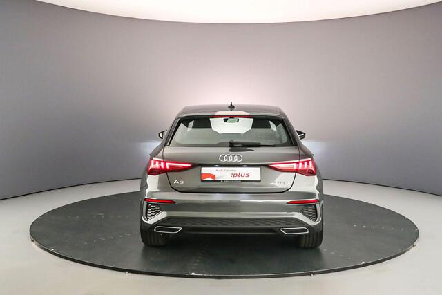 Audi A3 SPORTBACK 30 TFSI S edition | Navi | CarPlay | S Line | Sportonderstel | Cruise | Full Led | 17 Inch |