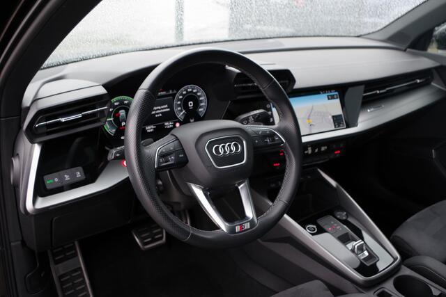 Audi A3 SPORTBACK 40 TFSI e 204 PK S-Line Advanced PHEV, Panoramadak, RS-Sportstoelen, B&O Sound, Matrix, Sfeerverlichting, Camera