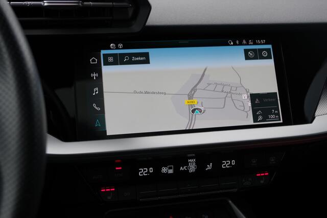 Audi A3 SPORTBACK 40 TFSI e 204 PK S-Line Advanced PHEV, Panoramadak, RS-Sportstoelen, B&O Sound, Matrix, Sfeerverlichting, Camera