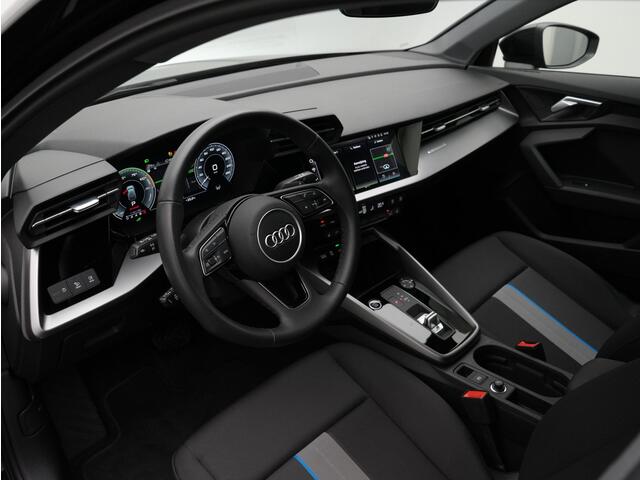 Audi A3 SPORTBACK 40 TFSI e 204 pk S-tronic Edition / S-Line | Achteruitrijcamera | Stoelverwarming | Adaptive Cruise | Keyless Entry | Parkeersensoren achter