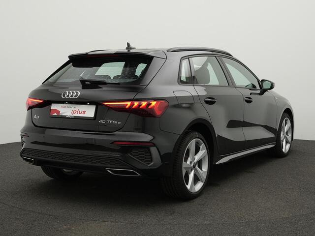 Audi A3 SPORTBACK 40 TFSI e 204 pk S-tronic Edition / S-Line | Achteruitrijcamera | Stoelverwarming | Adaptive Cruise | Keyless Entry | Parkeersensoren achter