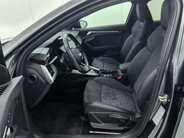 Audi A3 SPORTBACK 45 TFSI e S-edition Comp. S-line 2x, 19" LM, S-line ruit stoelen