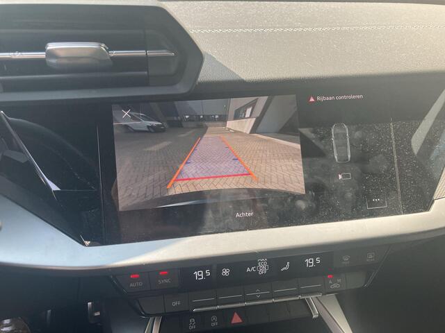 Audi A3 SPORTBACK 30 Tfsi 110pk S-tronic S edition · Camera · Apple/Android Car Play · Alarm · Navi · P-Sensoren · 18'' Inch ·