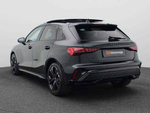 Audi A3 SPORTBACK 45 TFSI e S edition Competition 272PK S-Tronic Led matrix, adaptive cruise, schuif-kanteldak, keyless, achteruitrijcamera, stoelverwarming voor, 18" lichtmetaal