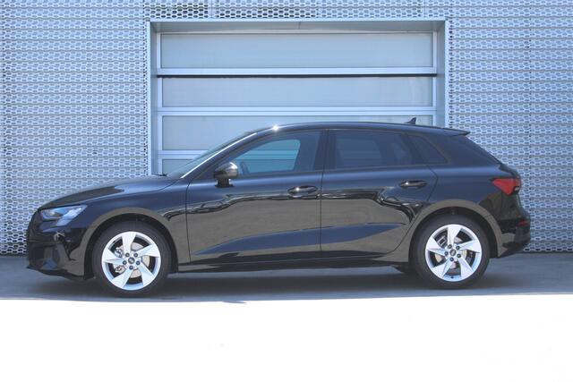 Audi A3 SPORTBACK 30 TFSI 110pk Pro Line / Privacy Glass / 17"LM