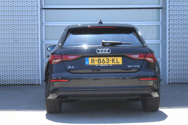 Audi A3 SPORTBACK 30 TFSI 110pk Pro Line / Privacy Glass / 17"LM